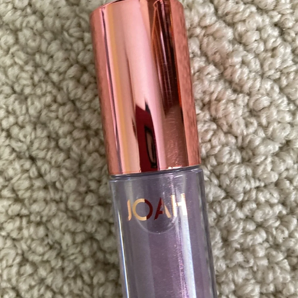 NEW Joah Top It Off Plumping Lip Oil in Bubbly 0.13 oz 3.8 g Purple Glitter NWOB